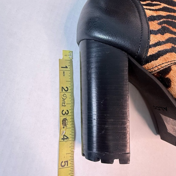 Aldo Marille Booties size 7.5 NWOT - Picture 11 of 11